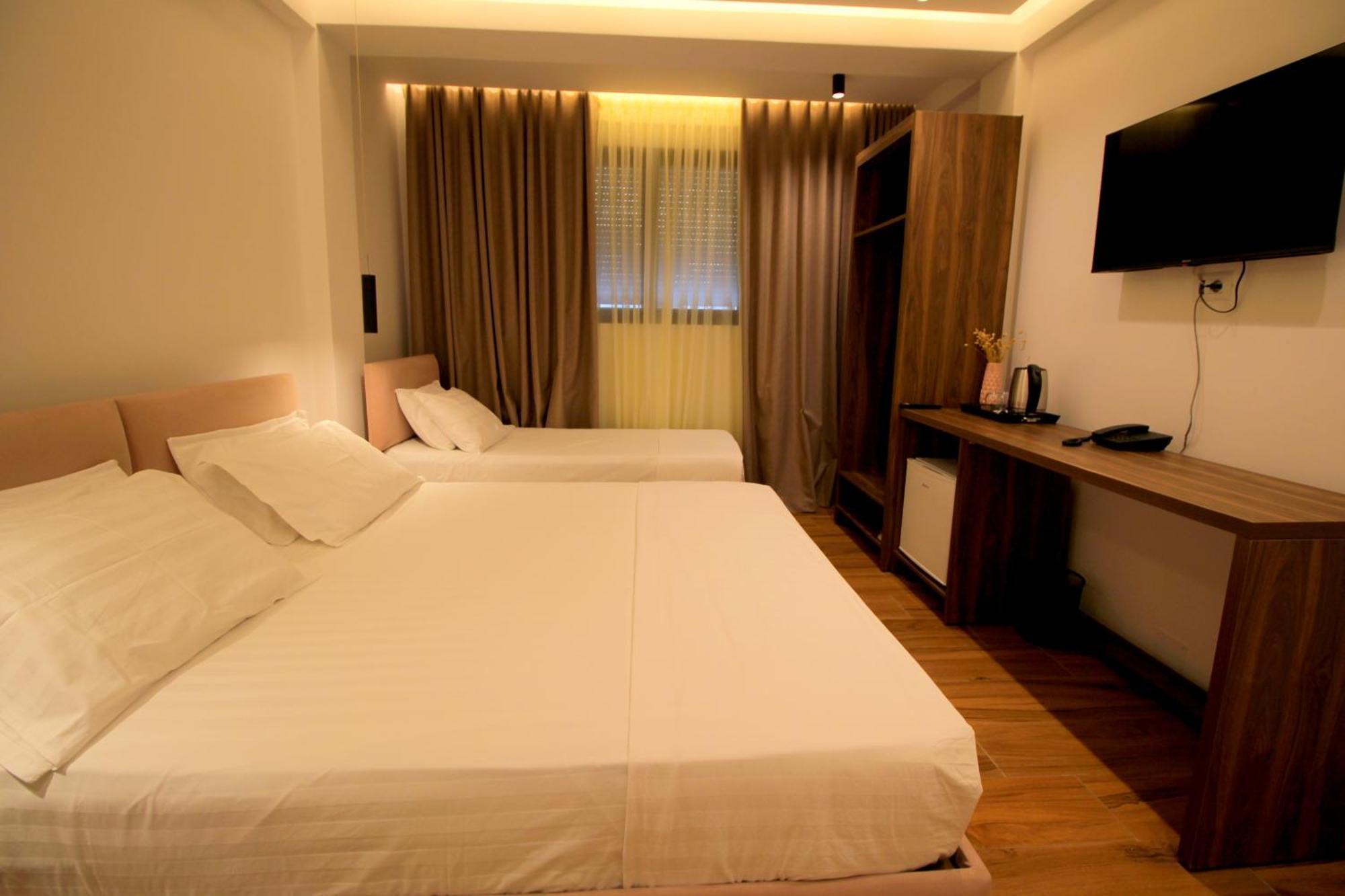 Hotel Havana Sarandë 외부 사진